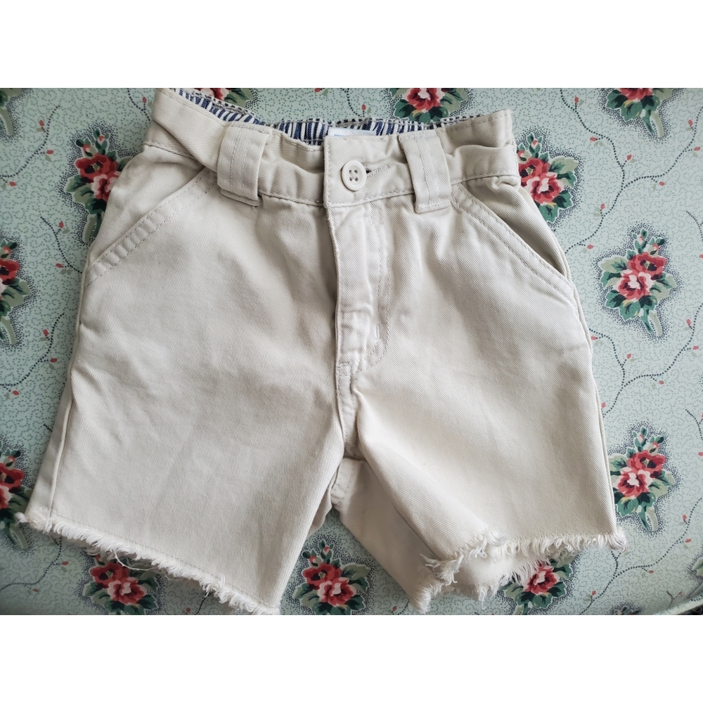 Cream khaki fringed shorts size 6-12 months